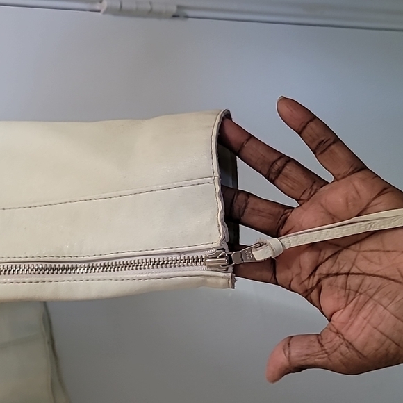 Andrew Mark Leather Coyote Fur Jacket Size  XS - Picture 4 of 16